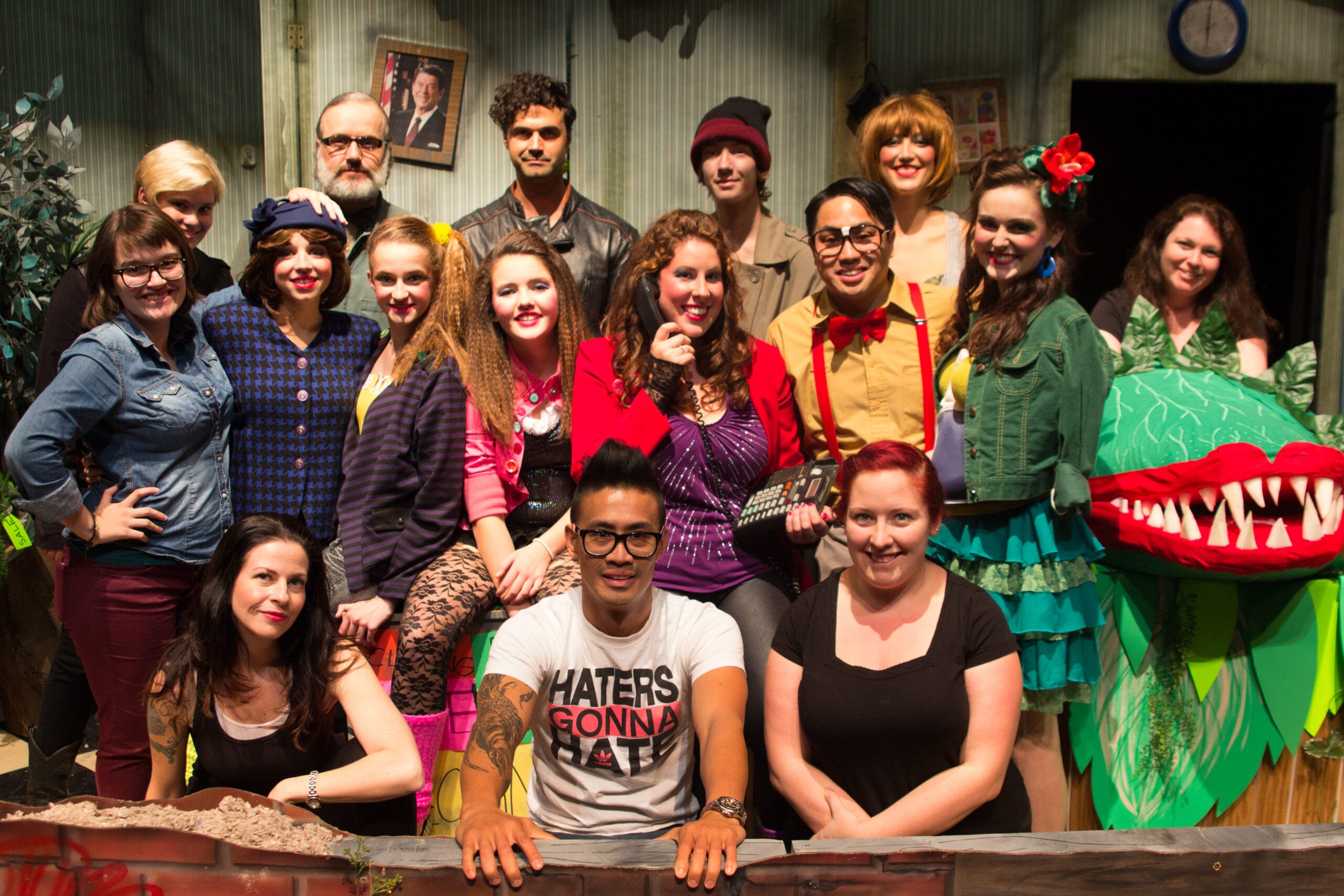 little shop of horrors cast and crew